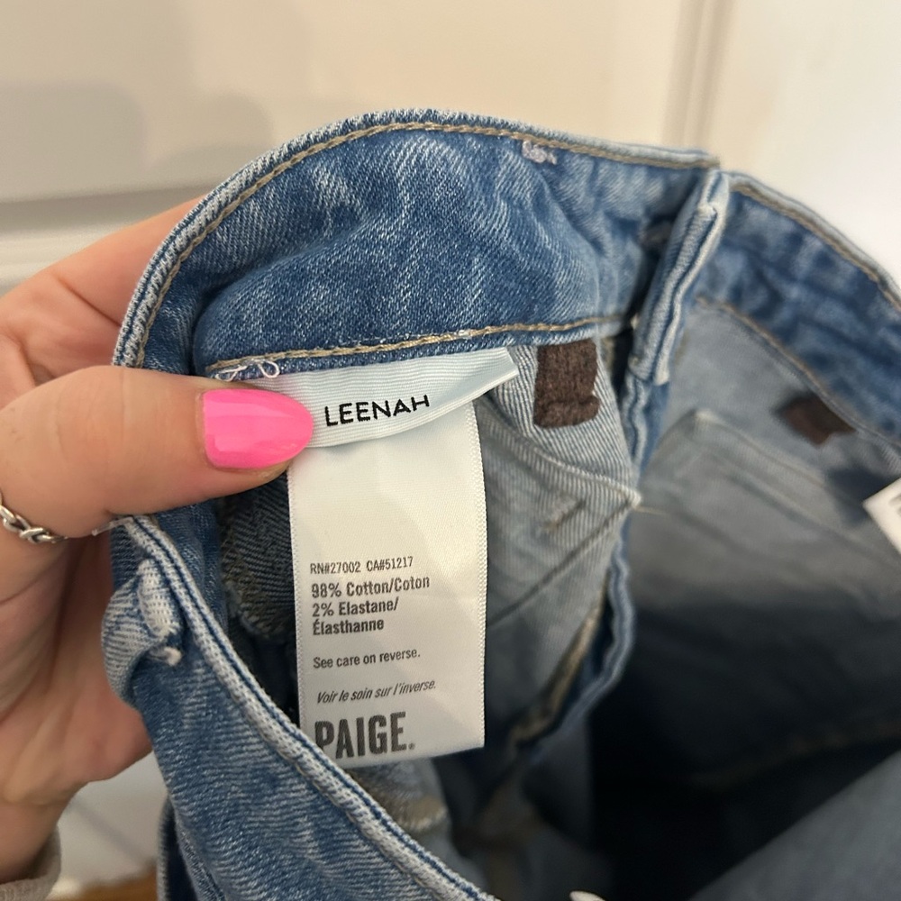 PAIGE Leenah Patch Pocket Jeans - Picture 5 of 6